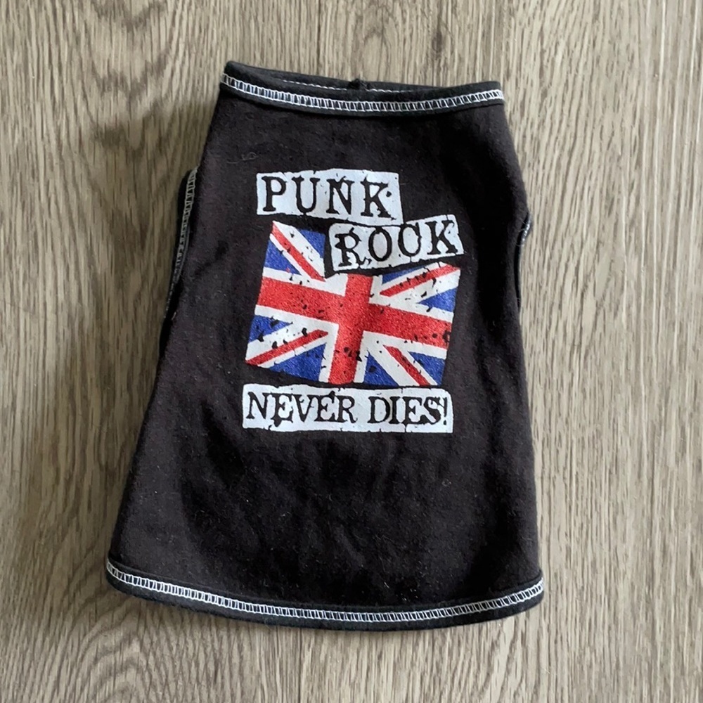 Punk Rock Never dies XS tank🐶